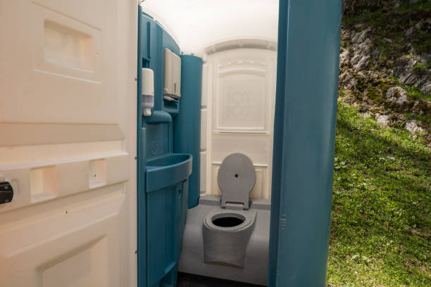 Portable Toilet Options We Offer in Cave Creek, AZ